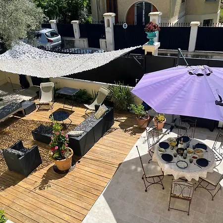 Apartment Grand Rez De Jardin Terrasse Calme Centre-ground Floor Quiet Garden Terrace Near Center Of *