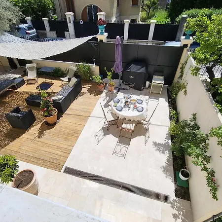 Apartment Grand Rez De Jardin Terrasse Calme Centre-ground Floor Quiet Garden Terrace Near Center Of Nice