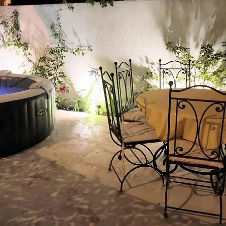 Grand Rez De Jardin Terrasse Calme Centre-ground Floor Quiet Garden Terrace Near Center Of * Nice